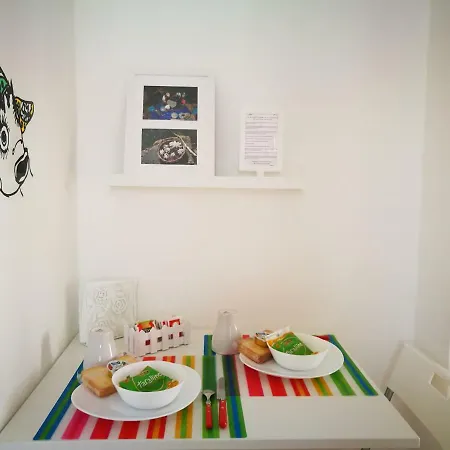 Apartment Simply House In Bari